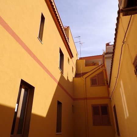 Nuova Aurora Rent Rooms Roccalumera Exterior photo
